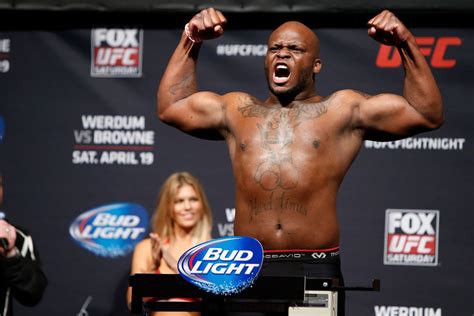 Derrick Lewis Expected To Welcome Ilir Latifi To Heavyweight At Ufc