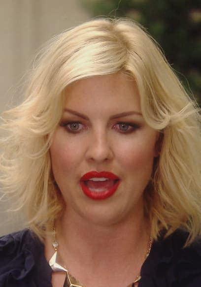 Watch Curvy Girls S01 E05 Nude Attitude Free TV Shows Tubi