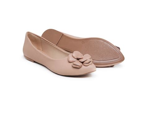 Sapatilha Maitê Bico Fino Flor Nude LeRUCHEL