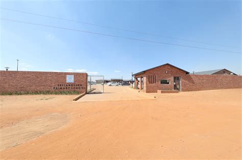 Pics Gauteng Govt Unveils Primary School In Sebokeng After R95m