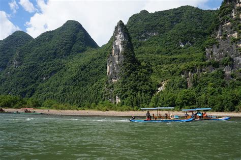 GuiLin Li River Cruise - China ChengDu Tours, Chengdu Panda Volunteer ...