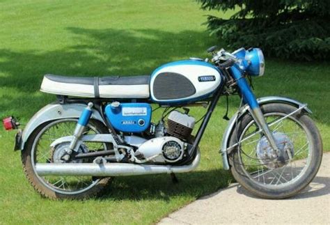 1966 Yamaha Yds3 250 Motorcycle