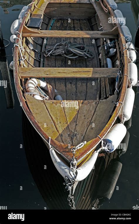 Wooden Boat Hi Res Stock Photography And Images Alamy