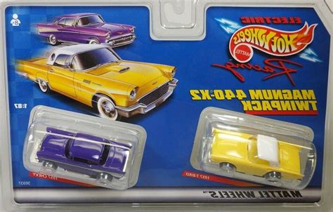 Hot Wheels 36937 1957 T Bird And 1957 Chevy