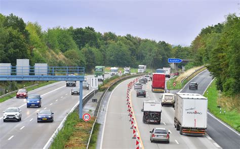 Autobahn A61 Unfall Meldungen Stau Baustellen Und Nachrichten