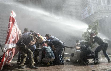 トルコ、再びクルド人武装組織を空爆 Nato理事会開催を要請 写真10枚 国際ニュース：afpbb News