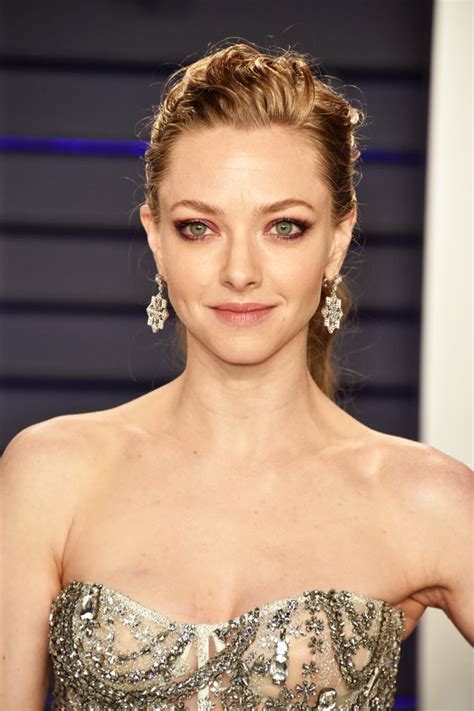 Amanda Seyfried Showed Off An Unexpected Hair Color Change On Oscars