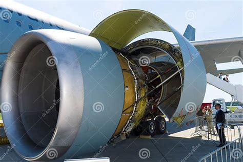 Jet Engine General Electric Cf6 80c2 Turbofans Aircraft Airbus A310