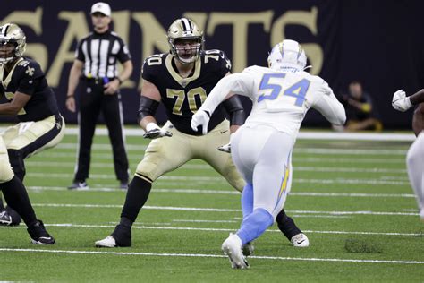 Rookie Saints Left Tackle Trevor Penning Carted Off Vs Chargers With