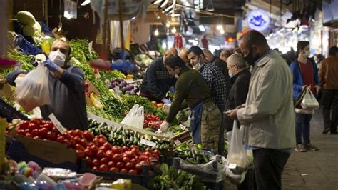 Türk İş 4 kişilik ailenin yoksulluk sınırı 24 bin 185 TLye çıktı