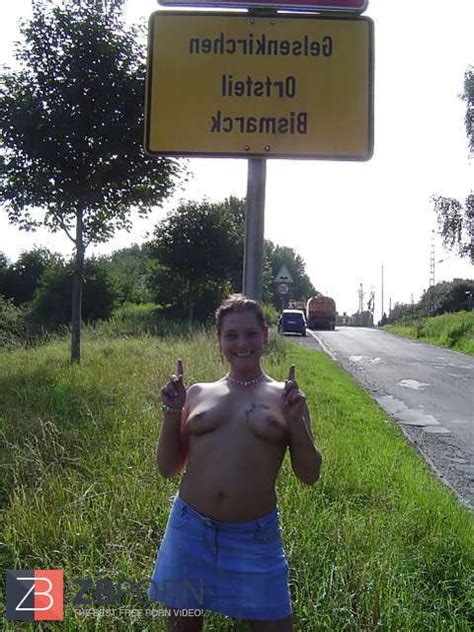 Nicole Berghaus Aus Gelsenkirchen Nackt Outdoor ZB Porn