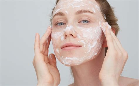 Mascarilla de Aspirina Beneficios y cómo hacerla CHIC Magazine