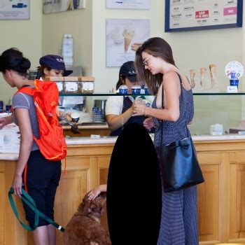 Miranda Kerr Out With Her Boyfriend Side Boob No Bra 27 Sep 2015 HQ Phun Org Forum