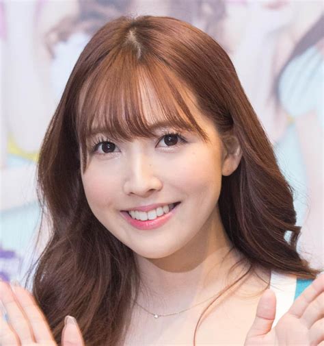 「夢の共演」「豪華すぎる」 三上悠亜＆元人気アイドルの2ショットに驚き J Cast ニュース