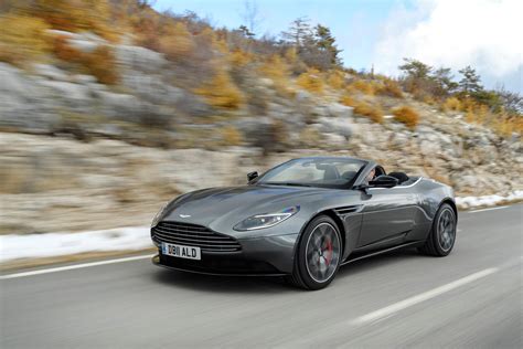 Aston Martin DB11 Volante V8 specs, performance data - FastestLaps.com