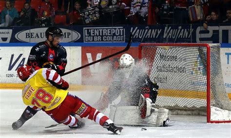 Hockey Sur Glace Ligue Magnus Grenoble S Impose Anglet