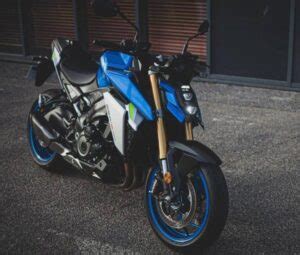 Suzuki Gsx S Naked Chega Visual Mais Agressivo E Vai De