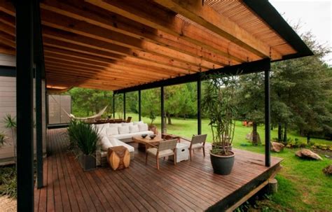 20 Beautiful Backyard Wooden Patio Ideas