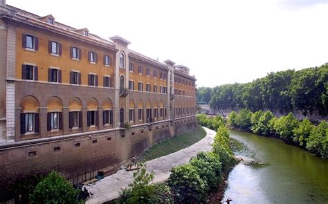 Contagiato Dirigente Dell Ospedale Fatebenefratelli Dell Isola Tiberina