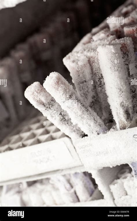 Frozen blood samples samples in hi-res stock photography and images - Alamy