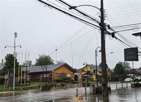 Futrono y Llifén contarán con renovado parque lumínico tras la