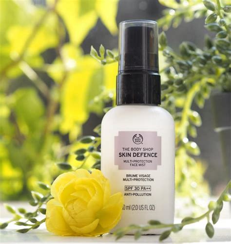 The Body Shop Skin Defence Multi-Protection Face Mist SPF30 | British Beauty Blogger