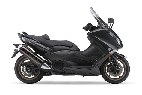 2016 YAMAHA TMAX 530 新色發表