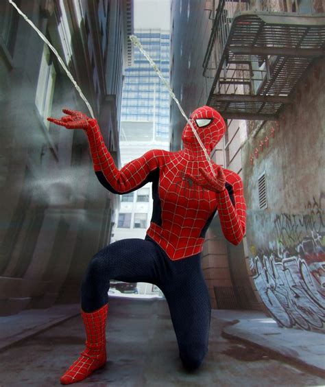 Small Characters Hot Toys Spider Man