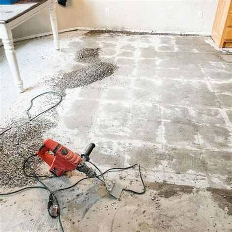 The Best Tile Removal Tools For Remodeling