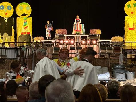 Robert Biedro I Krzysztof Miszek Wzi Li Lub Podczas Festiwalu W