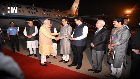 Maharashtra Chief Minister Uddhav Thackeray Welcomes Prime Minister