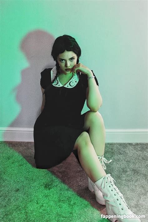 Kirsten Ria Nude OnlyFans Leaks Fappening Page FappeningBook