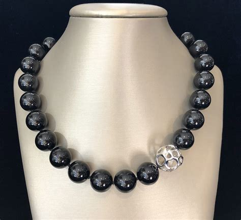 Tiffany Co 18k White Gold And 14 5mm Black Onyx Bead Necklace