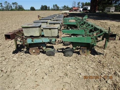 John Deere 7100 Planters For Parts Bigiron Auctions