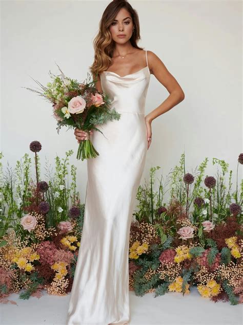The Best Champagne Bridesmaid Dresses To Shop Now | Fashion | Grazia