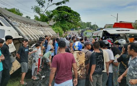 Lakalantas Maut Fuso Vs Motor Di Simpang Rimbo Ini Penjelasan Polisi