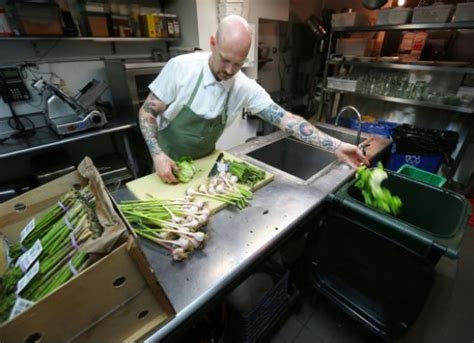 16 Tips For Restaurant Food Waste Reduction Safeenvironment