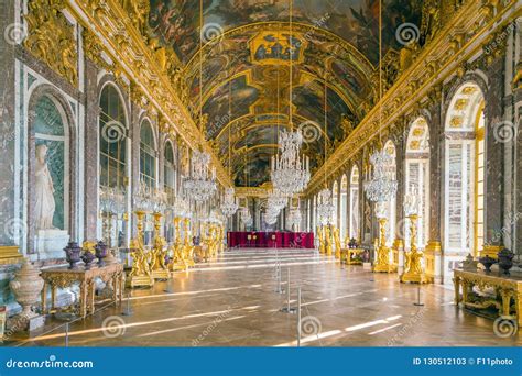 The Hall of Mirrors in Palace of Versailles Editorial Stock Photo - Image of building, royal ...