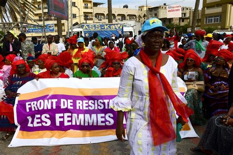 Présidentielle Au Sénégal Où Sont Les Jeunes Et Les Femmes