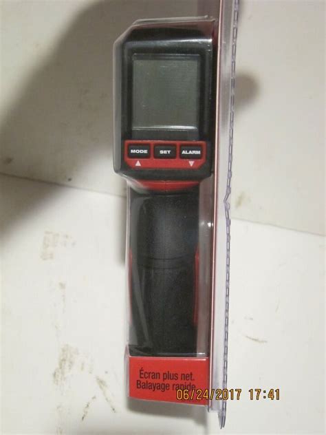 MILWAUKEE 2267 20H 10 1 Infrared Thermometer LCD Display Temperature