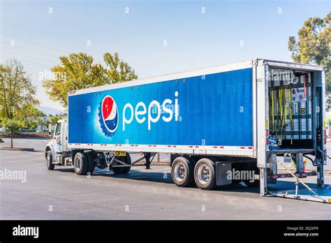 Pepsico Emblem Stockfotos Und Bilder Kaufen Alamy