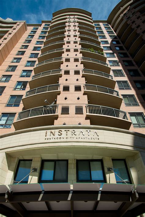 Instrata Pentagon City Apartments Near Washington DC - Photos