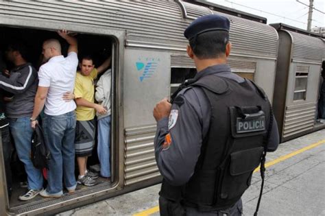 Rj Trens E Barcas Realizam Criminoso Aumento De Passagem A Nova