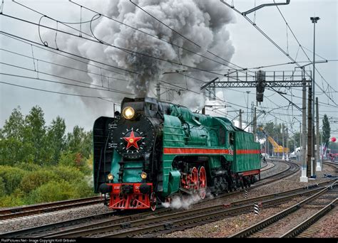 Railpicturesnet Photo Russian Railways P36 At Moscow Russia By