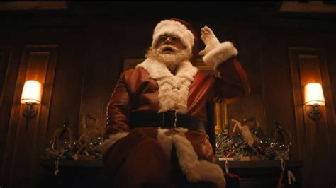 “noche Sin Paz” David Harbour Es Un Violento Santa Claus En El Tráiler