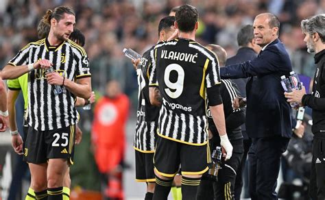 Juventus I Nomi Dei Calciatori Che Hanno Chiesto La Testa Di Allegri