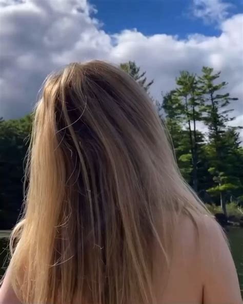 Sabrina Carpenter Nude Video Fappening Leaks