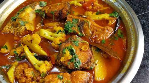 Fulkopi Alu Diye Katla Macher Patla Jhol Recipe Youtube