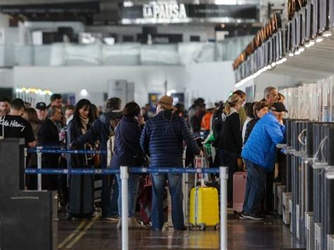 Nuevo Paro De Controladores Aéreos Qué Consecuencias Traerá A Los Pasajeros Adn Radio