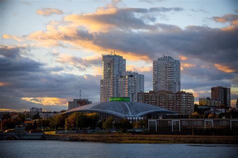 Главный дизайнер Челябинска отстаивает право города на серый цвет - МК ...